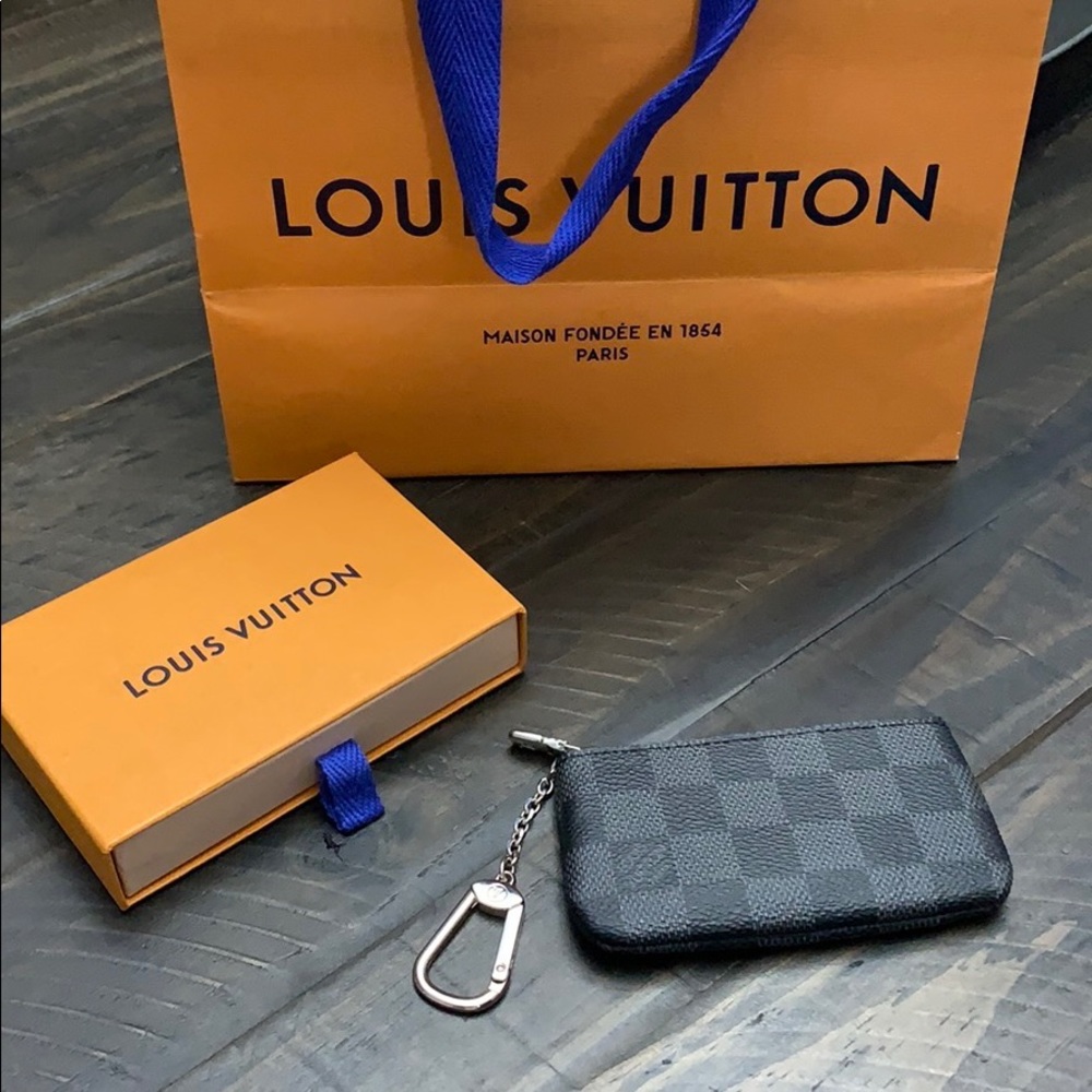 Louis Vuitton Damier Graphite Key Holder
